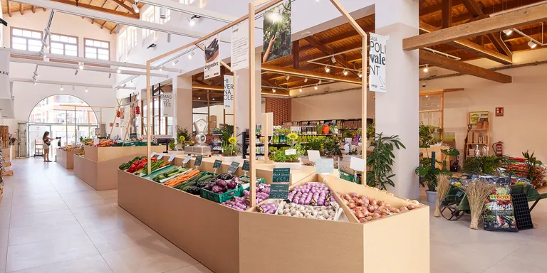 Pagesos de la Baixa Tordera obren botiga pròpia per donar sortida als seus productes