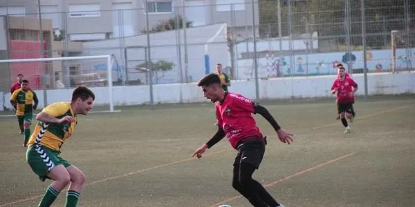 Achraf Maadi lidera la golejada del Creixell davant el Tàrraco (7-3)