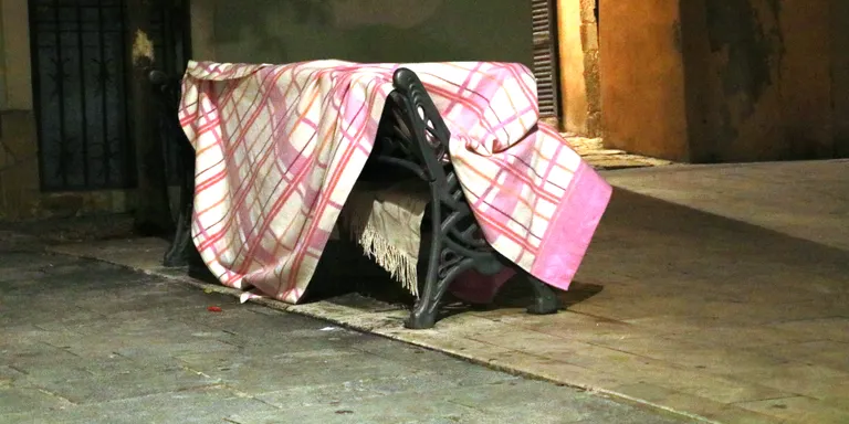 El recompte de sensesostre de Tarragona identifica 84 persones dormint al carrer i 18 a l'alberg