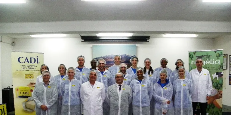 La plantilla del Cadí-ICG Software visita les instal.lacions de la Cooperativa Cadí