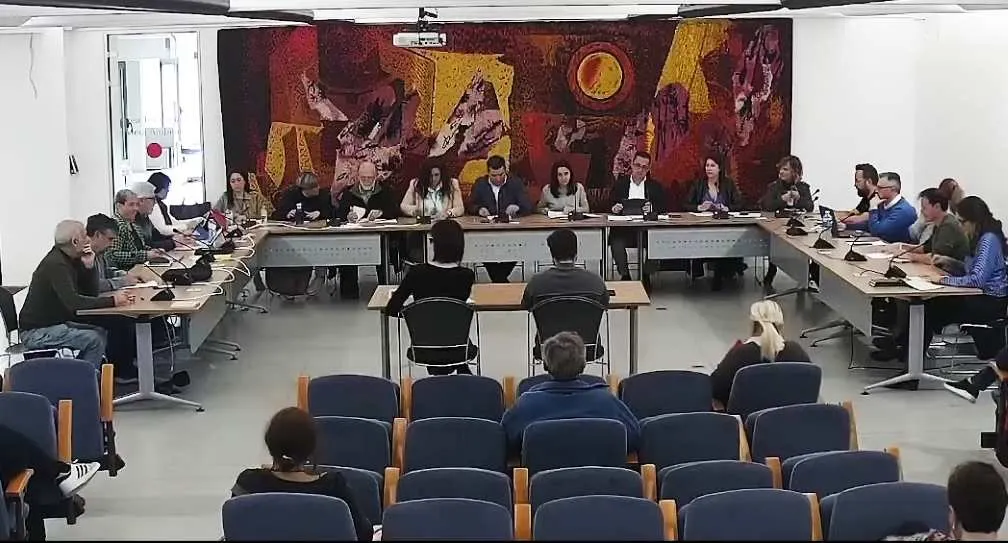 L'Ajuntament de Pineda celebra el ple municipal del mes de març