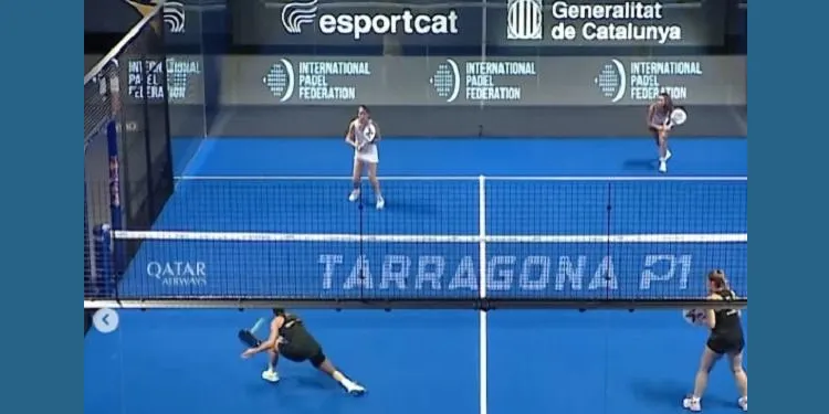 Anna Ortiz cau en els setzens de final de la Premier Pàdel de Tarragona (6-2 , 6-4)