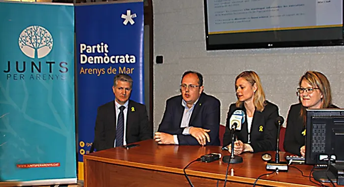 Mireia Torres va acompanyar Estanis Fors en la presentació com a candidat de Jxa i PDeCAT ( Foto: