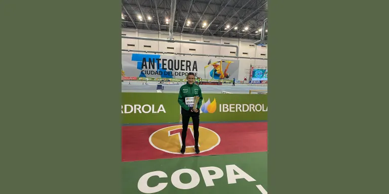 Marta Mitjans, amb el Playas de Castellón, es proclamen campiones de la Copa Iberdrola