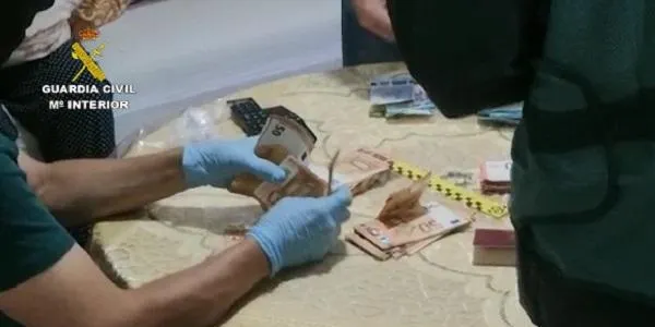 La Guàrdia Civil desarticula una organització criminal dedicada al tràfic de drogues i al blanqueig de capitals a Tarragona