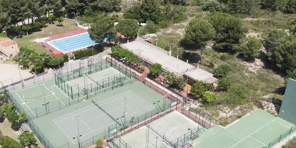 Continua el procés per adjudicar la gestió de la zona esportiva municipal Eixample de Roda de Berà