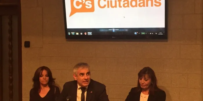 Rosa Zaragoza presenta oficialment la seva candidatura per Ciutadans a Arenys
