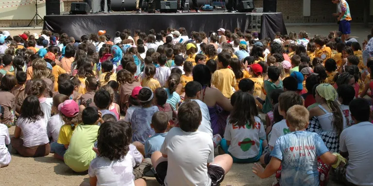Tornen els casals d'estiu i els campus poliesportius per aquest mes de juliol