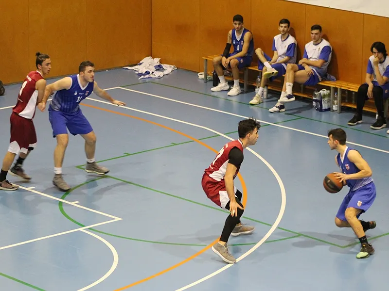 Bon partit dels niostres davant dels del Bages