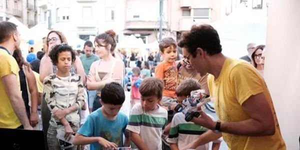 Un centenar d'activitats divulgatives centren la setena edició de la Nit Europea de la Recerca