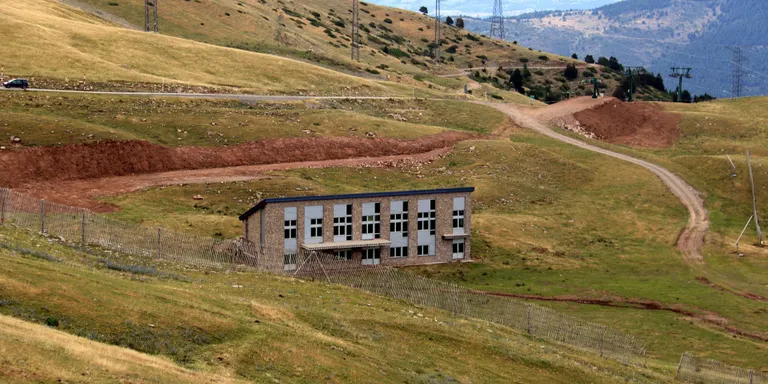 Enllestits els treballs per a la posada en marxa del telecadira del Coll de Pal
