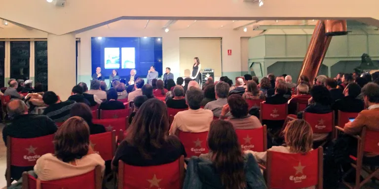 Un llibre dóna a conèixer com és la vida als pobles més petits de Catalunya