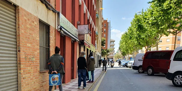 Arrenca la Fase 0: tornen els horaris habituals al comerç essencial de Pineda i restriccions als petits locals