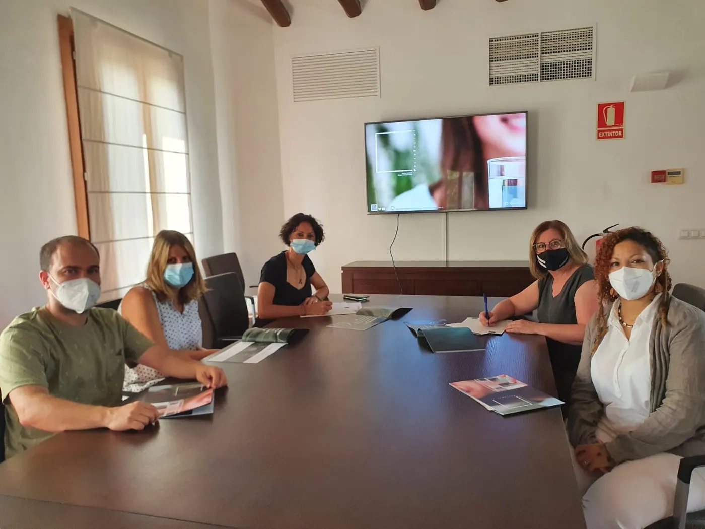 L’Ajuntament de Cambrils i Comaigua seguiran ajudant les persones en risc d’exclusió social  