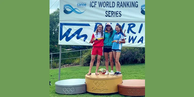 Victòria de Pau Etxaniz i medalla de plata de Núria Vilarrubla a l'Open d'Austràlia d'eslàlom