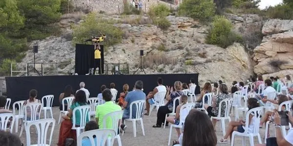 El Pleniluni Circus de Torredembarra manté el seu èxit tot i adaptar el format a les restriccions pel coronavirus