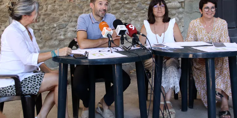 Manlleu recupera i modernitza la Fira del Porc i la Cervesa sense perdre "l'essència"
