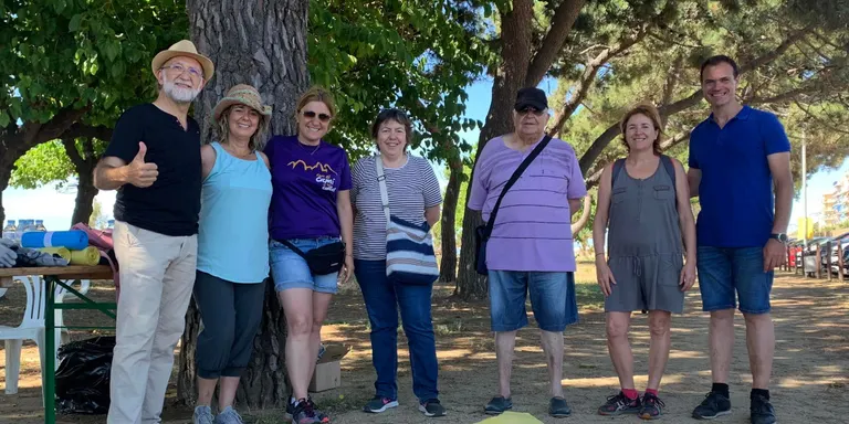 Aquest dissabte s'ha fet una campanya de neteja de residus a la Platja dels Pins