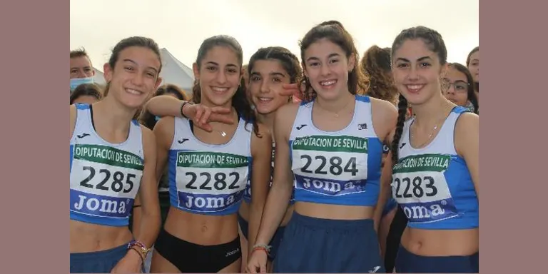 Marta Mitjans i Dominic Carpio, al Campionat d'Espanya de Cros per equips