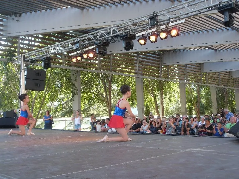 Un moment de la dansa creativa d'Adanubi