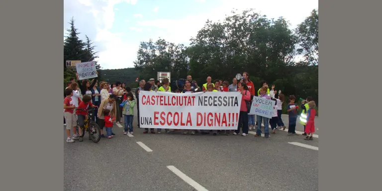 L'Ajuntament de la Seu es desvincula de la mobilització de l'escola de Castellciutat