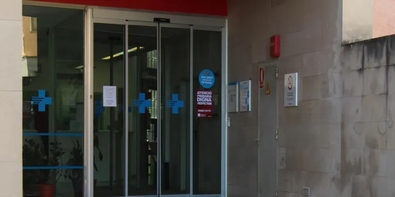 L'inici de les rebaixes d'estiu divideix els comerciants rubinencs