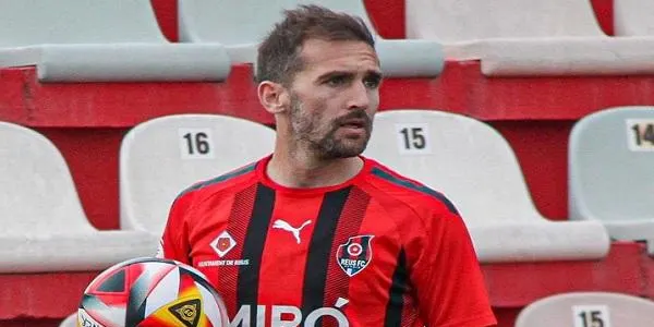 Alberto Benito renova amb el Reus FC Reddis