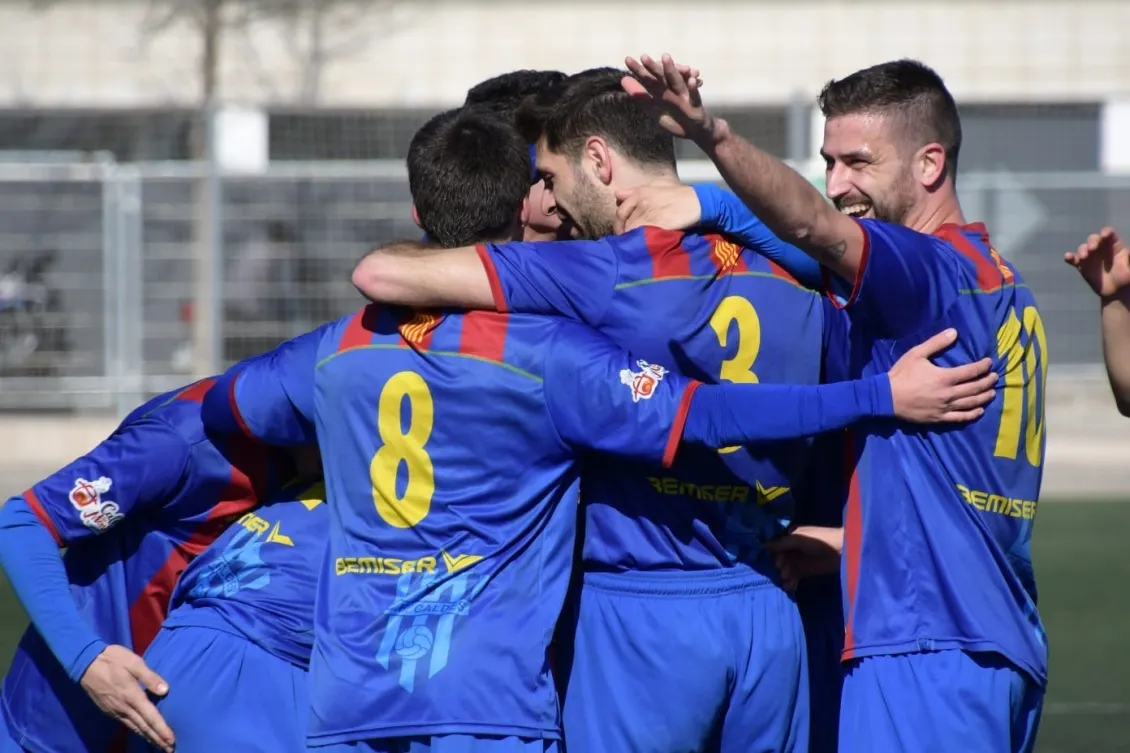 El CF Caldes dobla el nombre d'equips de futbol base en quatre anys, malgrat la pandèmia