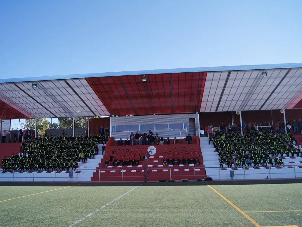 La presentació de la base i la inauguració de la coberta han precedit el partit del Rubí