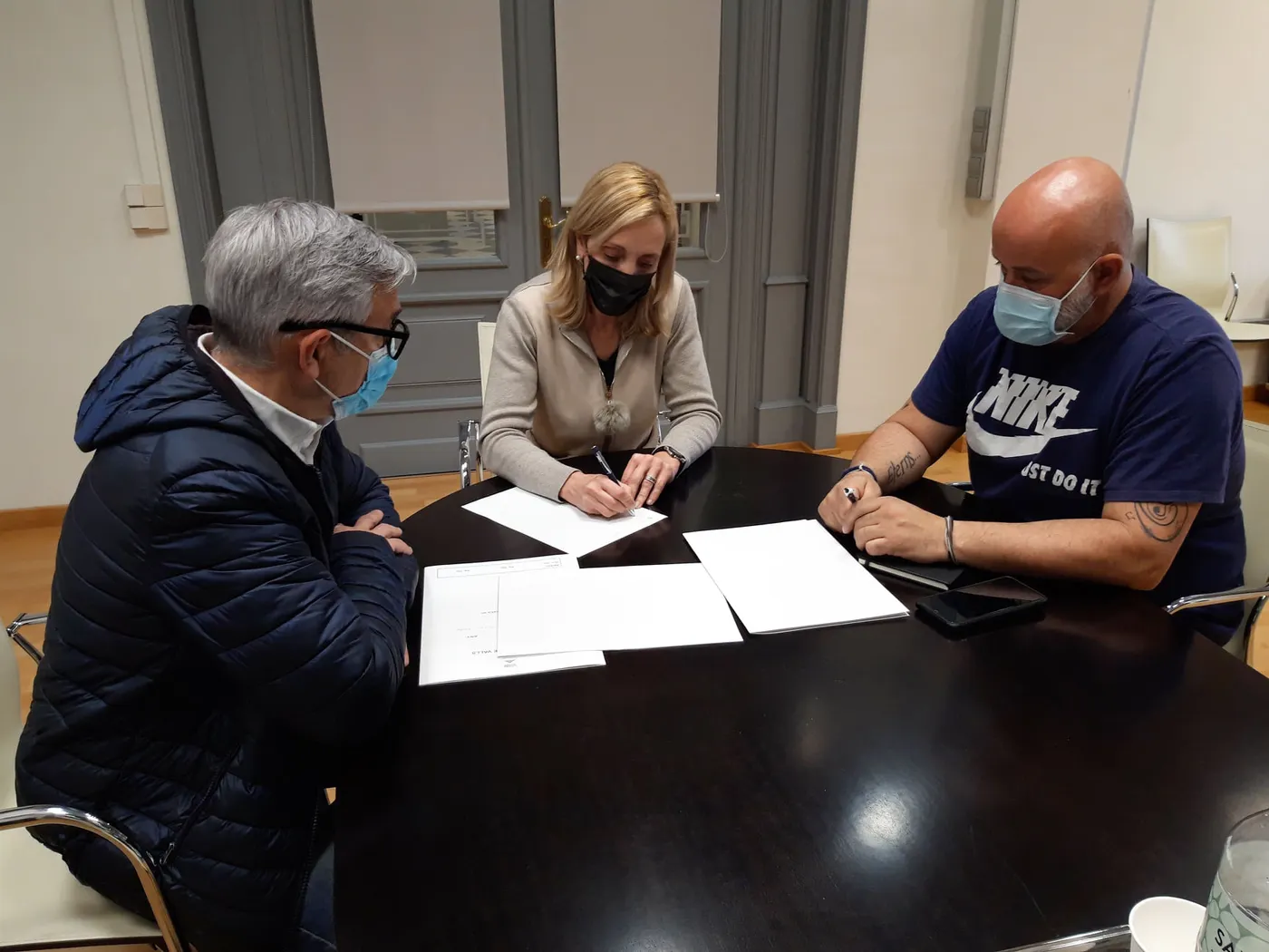 Valls comença una campanya humanitària per ajudar Ucraïna