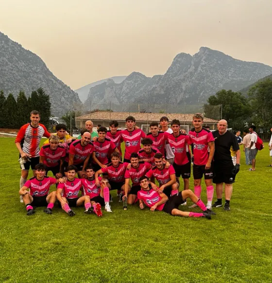 Victòria del primer equip del Club Futbol Solsona en l'inici de la pretemporada