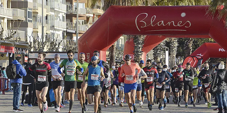Blanes acollirà diumenge la XXXIV Cursa Mar i Murtra amb recorreguts de 20 i 10 Km i la Trail de 15 Km