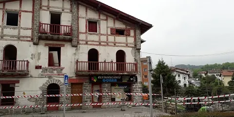 TRABAJOS DE DERRIBO EN EL ÁMBITO DE ALARDE-OLAKETA
