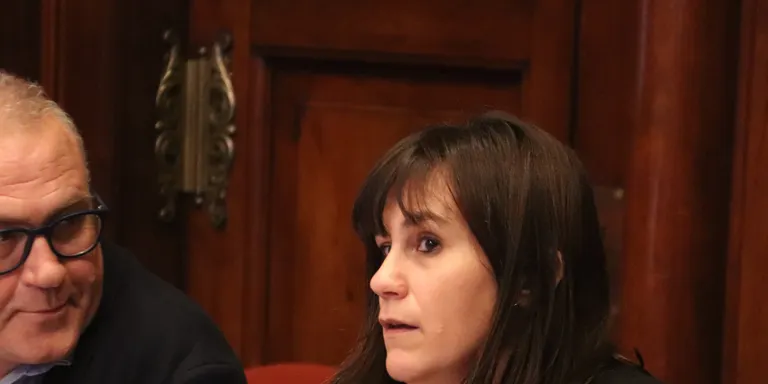 Aurora Madaula es reincorpora a la Mesa del Parlament