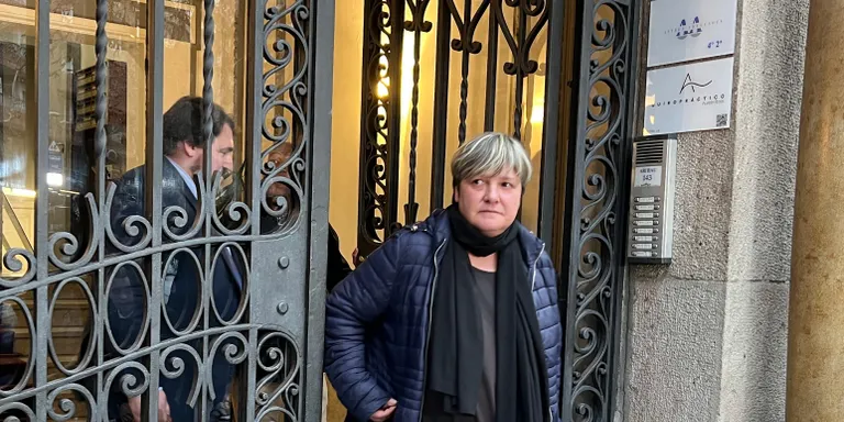 La defensa de la víctima d’Alves recorrerà la sentència i critica que qui pot pagar aconsegueixi una rebaixa de pena