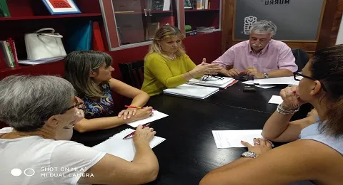  LA PARLAMENTARIA GLORIA SÁNCHEZ  VISITA LA AGRUPACIÓN SOCIALISTA