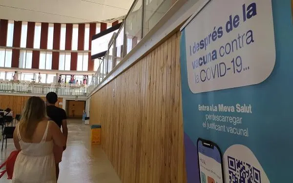 Oberta la vacunació de la dosi de record per a les persones d'entre 30 i 39 anys