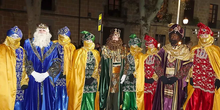 Gairebé un centenar persones faran de patges reials a Ses Majestats el pròxim 5 de gener