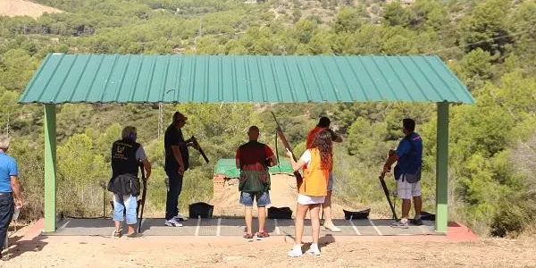 Una cinquantena de tiradors participen en el Tir al Plat d’Altafulla entre aquest dissabte i diumenge