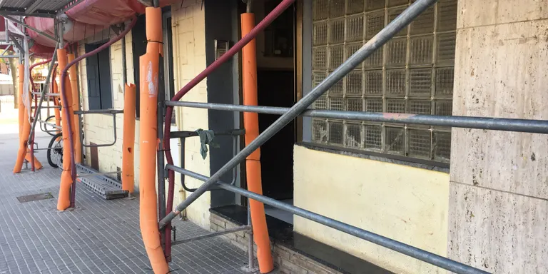 S'ha produït una fuita de gas en un edifici que s'està restaurant al centre de Pineda