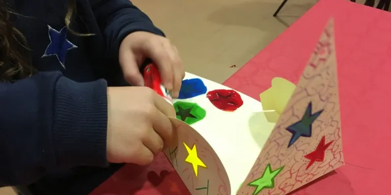 Taller infantil per fer el vostre fanalet per anar a esperar els Reis de l'Orient
