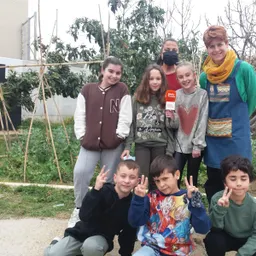 Anem a l'escola: Projecte Hort Escolar de l'escola Mediterrània - episode art