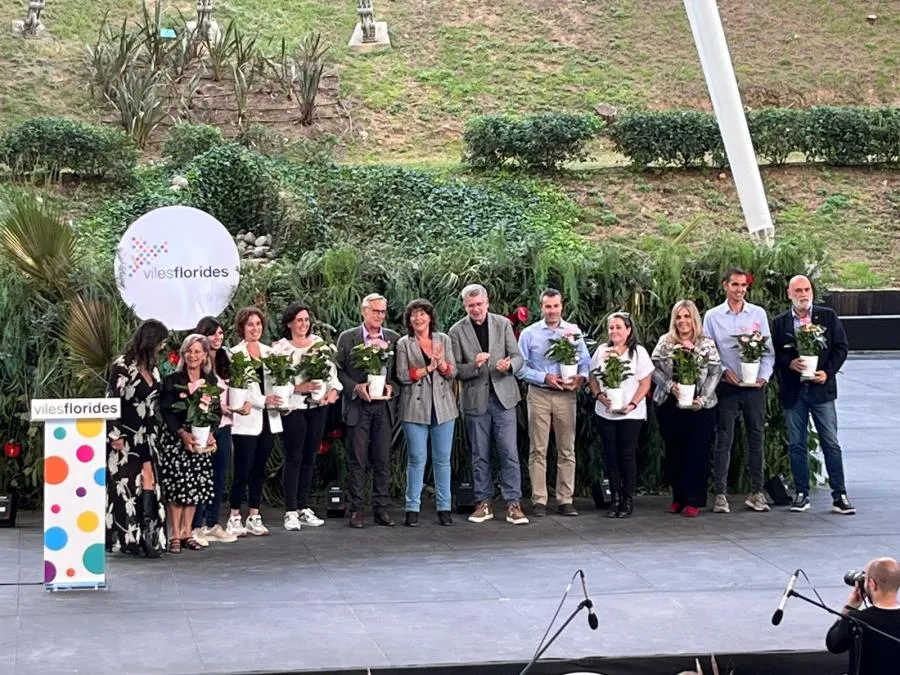 Vilassar de Mar rep tres Flors d’Honor de Viles Florides