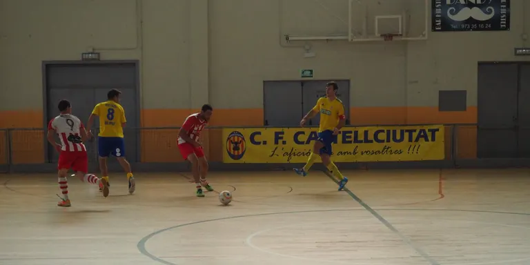 La neu obliga a ajornar partits de futbol, entre els quals els de La Seu FC i l'Oliana