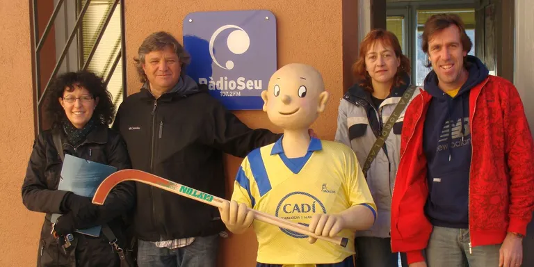 Es presenta a les escoles el Torneig Joan Petit d'hoquei
