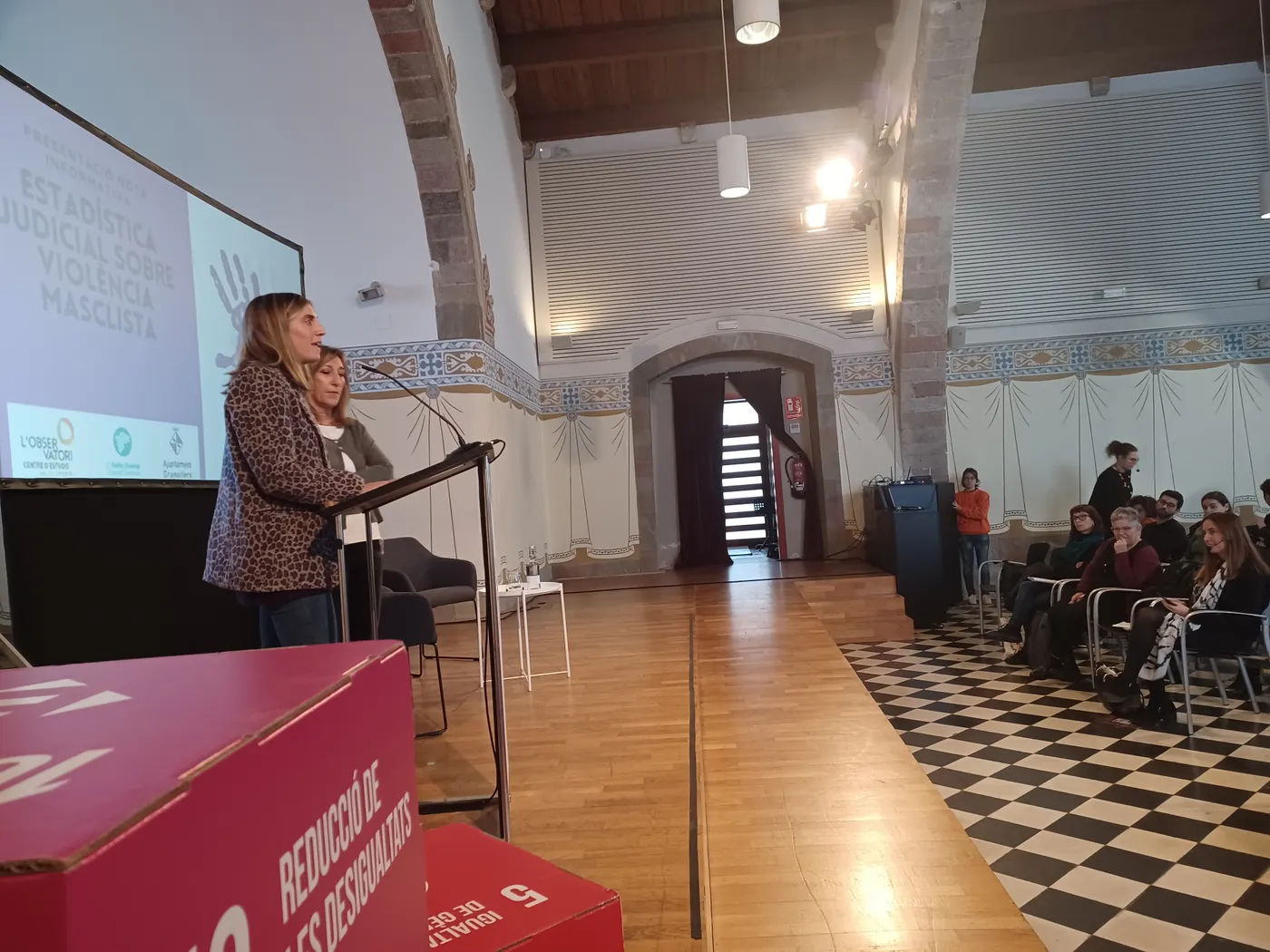 Al 2021 es van denegar el 70% de les mesures de protecció sol·licitades per dones víctimes de violència domèstica al Vallès Oriental