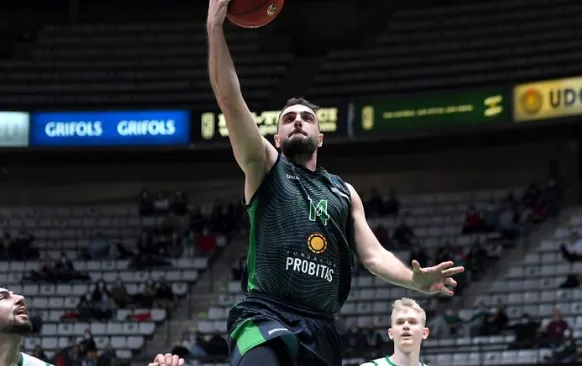El triomf de La Penya val el factor pista a l’Eurocopa