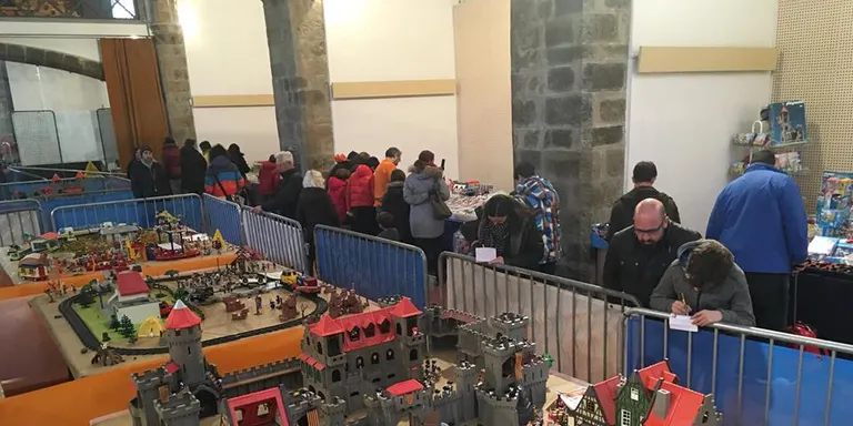 Èxit de visitants al primer cap de setmana de la Fira de Col·leccionisme Playmobil a la Seu