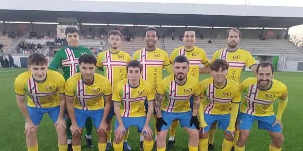 El Catllar cedeix davant l’Atlètic Vilafranca i acaba amb nou jugadors (3-2)