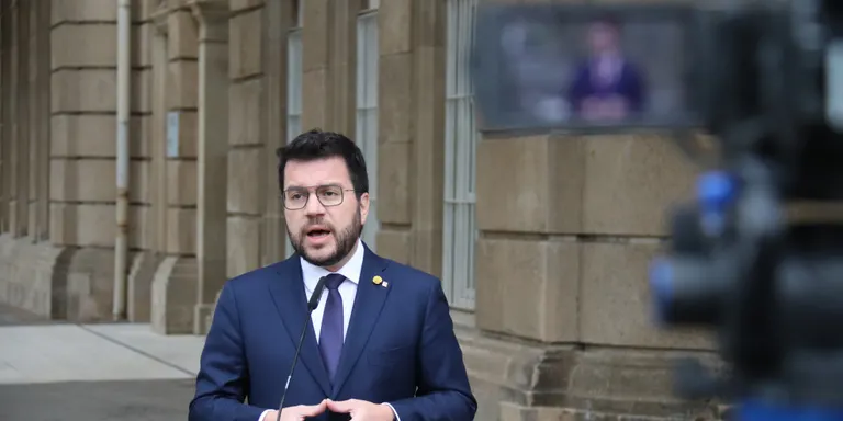 Aragonès desvincula la sentència de Borràs de "la repressió" i insta el Parlament a renovar la seva presidència